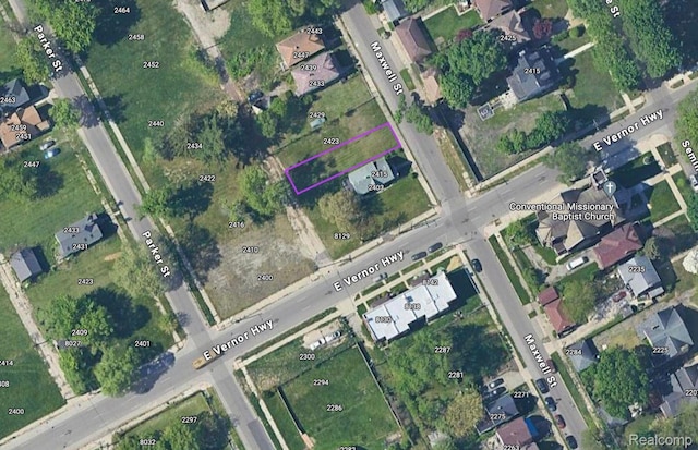 2415 Maxwell St, Detroit, MI 48214 - photo 1