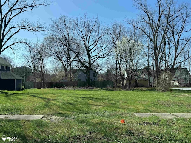 407 W 2nd Ave, Flint, MI 48503 - photo 1