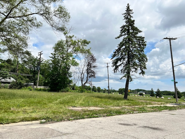 13402 Dean St, Hamtramck, MI 48212