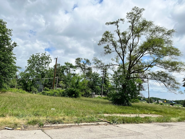 13402 Dean St, Hamtramck, MI 48212