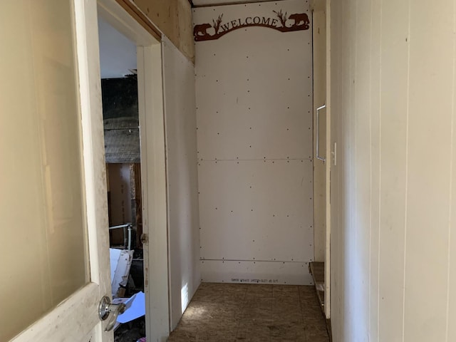 412 N Darling Ave, Fremont, MI 49412 - view of hallway