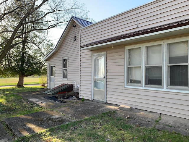 view of property exterior