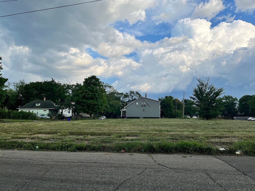 2105 S La Salle, Detroit, MI 48206 - photo 1