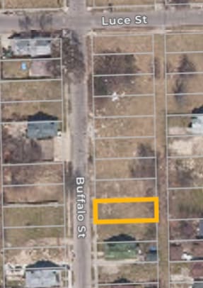 13242 Buffalo St, Hamtramck, MI 48212