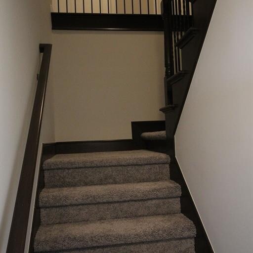 33690 N Bostwick, Farmington Hills, MI 48335 - view of stairway
