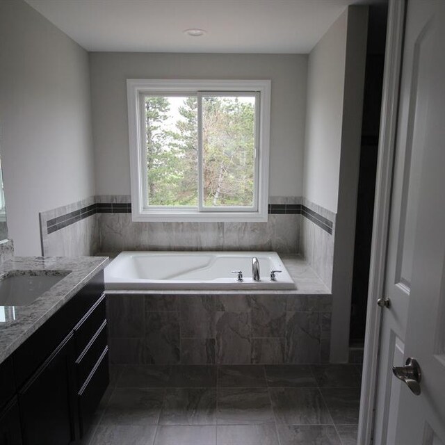 33690 N Bostwick, Farmington Hills, MI 48335 - bathroom featuring a bath and vanity