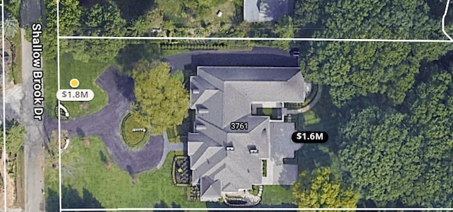 3648 Shallow Brook Dr, Bloomfield Hills, MI 48302