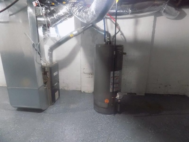 6334 Tuxedo Ave, Detroit, MI 48204 - utilities featuring water heater and heating unit