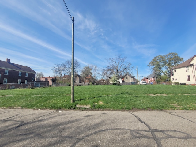 Listing photo 2 for 2939 Sheridan St, Detroit MI 48214