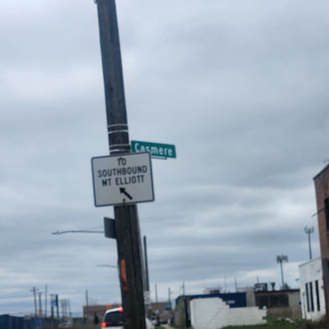 5665 Casmere St, Hamtramck, MI 48212