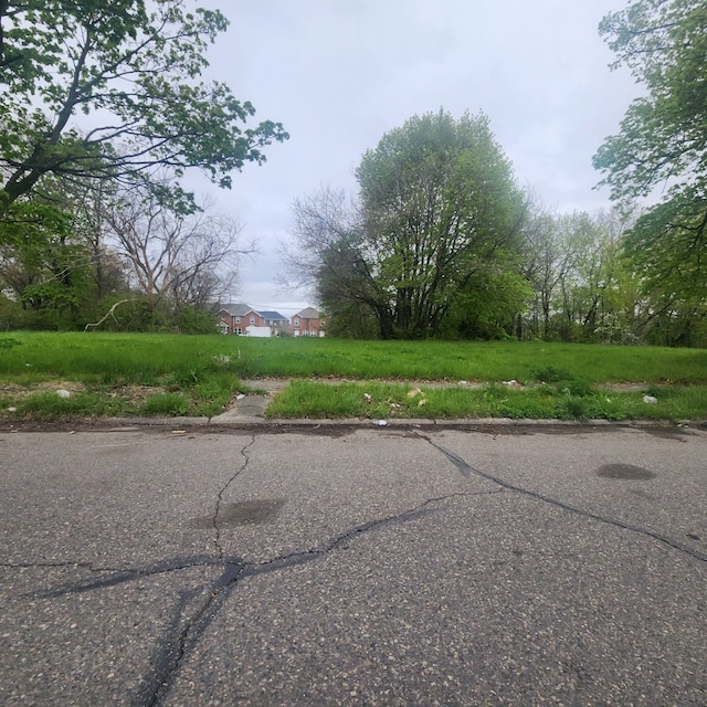 5665 Casmere St, Hamtramck, MI 48212