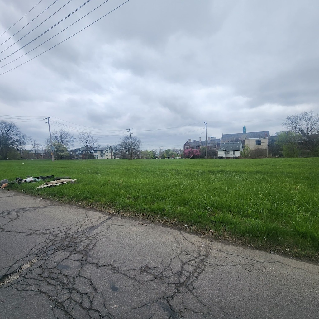 11845 La Salle Blvd, Detroit, MI 48206