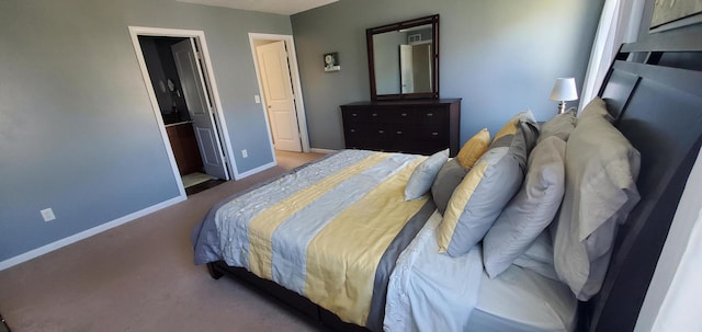 view of carpeted bedroom