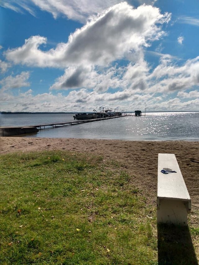 10360 W Shore Dr, Houghton Lake, MI 48629 - photo 17