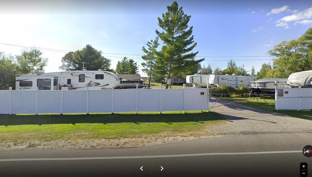10360 W Shore Dr, Houghton Lake, MI 48629 - photo 7