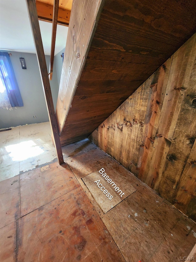 120 W Mcneil St, Corunna, MI 48817 - detailed view of wood walls