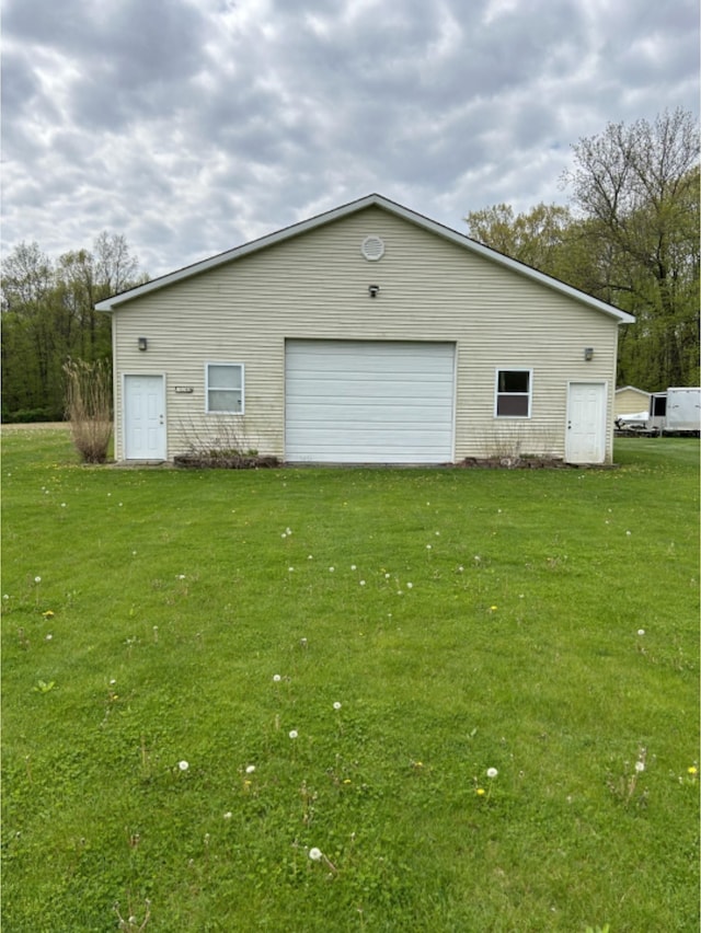 10069 Silver Lake Rd, Linden, MI 48451