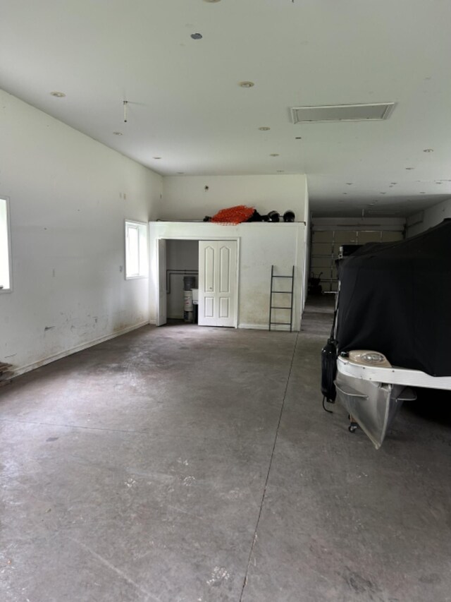 10069 Silver Lake Rd, Linden, MI 48451