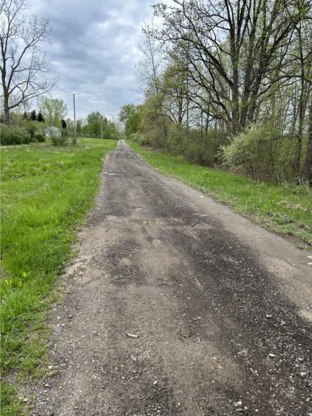 10069 Silver Lake Rd, Linden, MI 48451