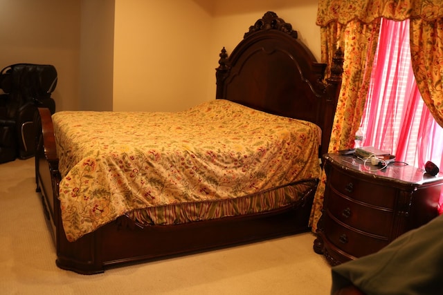 bedroom with carpet flooring