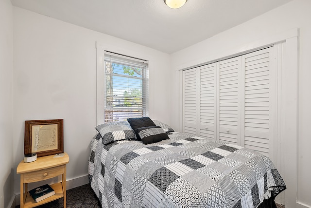 bedroom with a closet