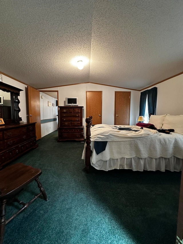 bedroom featuring a textured ceiling, carpet floors, and lofted ceiling