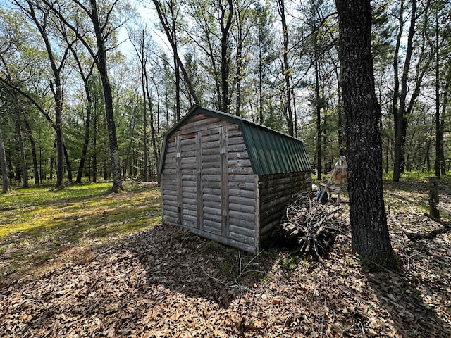 view of outdoor structure