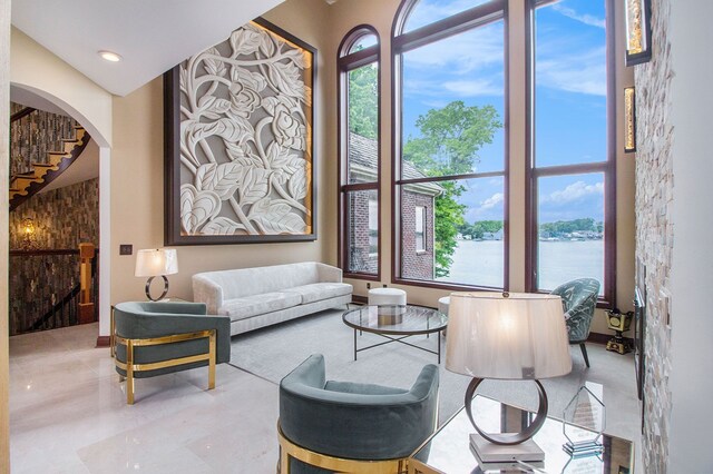 75 Chateaux Du Lac, Fenton, MI 48430 - lobby with a water view