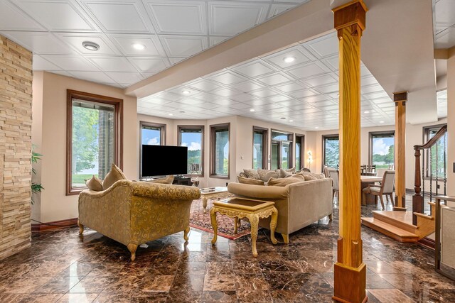 75 Chateaux Du Lac, Fenton, MI 48430 - building lobby with an ornate ceiling and recessed lighting