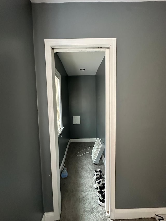 bathroom featuring concrete floors