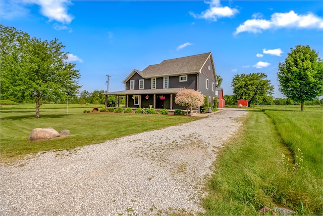 view of front of house featuring a front yard