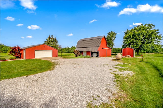 exterior space with a yard