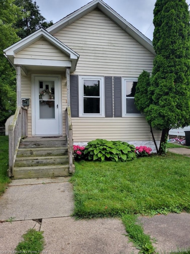 1114 Church St, Port Huron, MI 48060 - photo 1