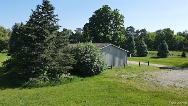 3233 Deckerville Rd, Cass City, MI 48726