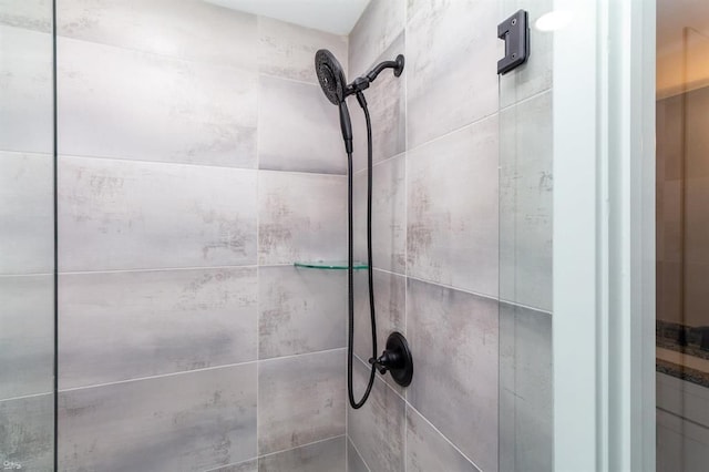 room details with tiled shower