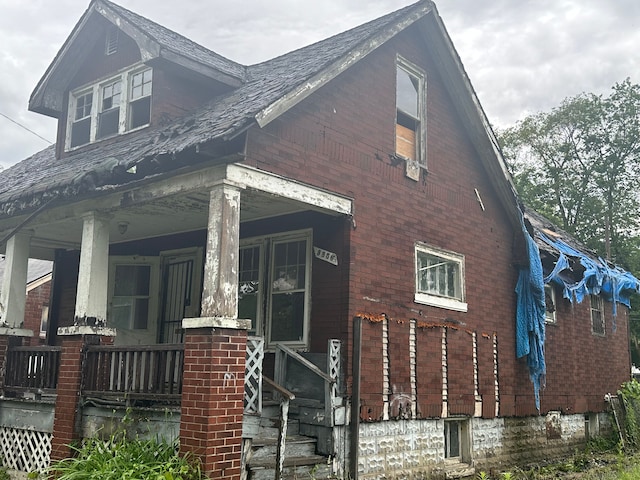 exterior space featuring a porch