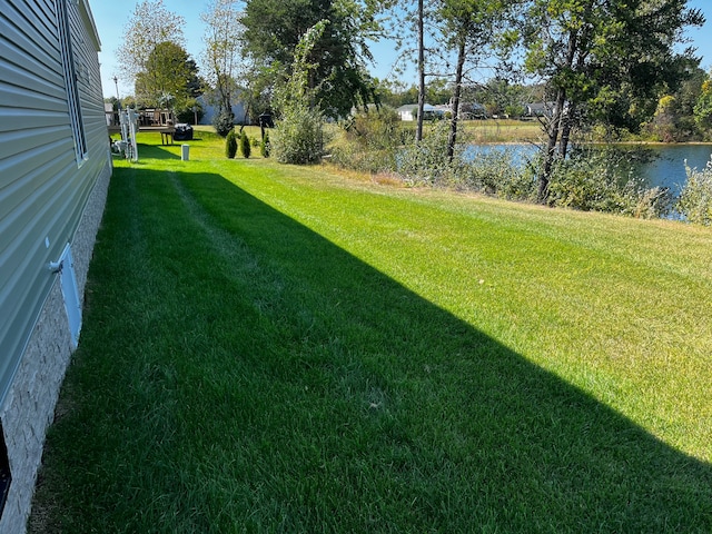 2759 Naples Ct, Lapeer, MI 48446 - view of grassy yard featuring a water view