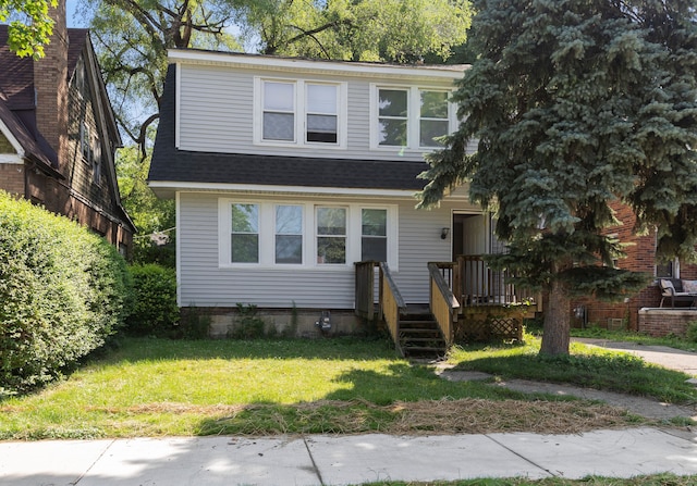 view of front of property with a front yard