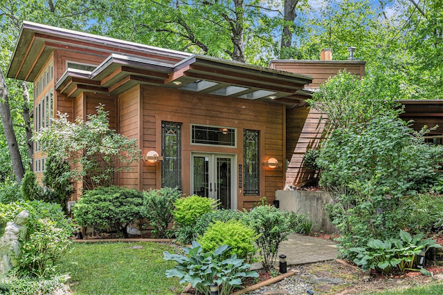 6888 Ann Arbor Rd, Jackson, MI 49201 - doorway to property with french doors