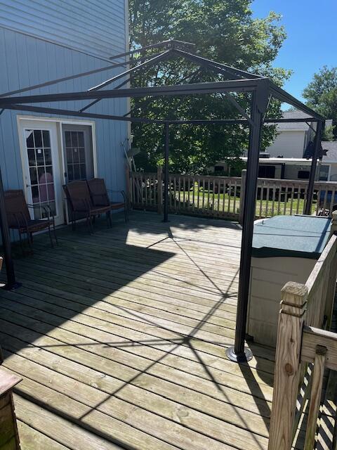423 Oak St, Paw Paw, MI 49079 - view of deck