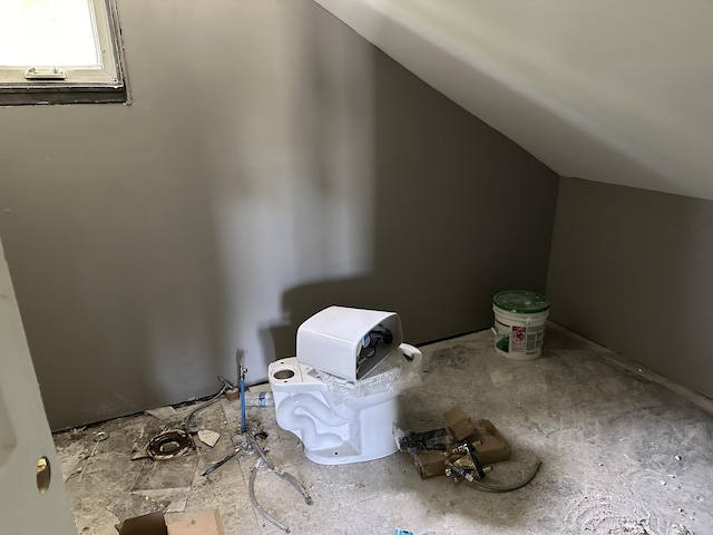 696 Highland Ave, Benton Harbor, MI 49022 - additional living space featuring vaulted ceiling