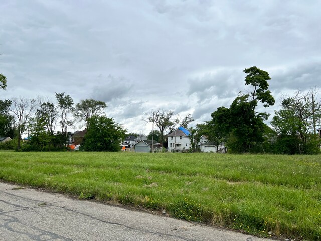 6502 Hartford St, Detroit, MI 48210