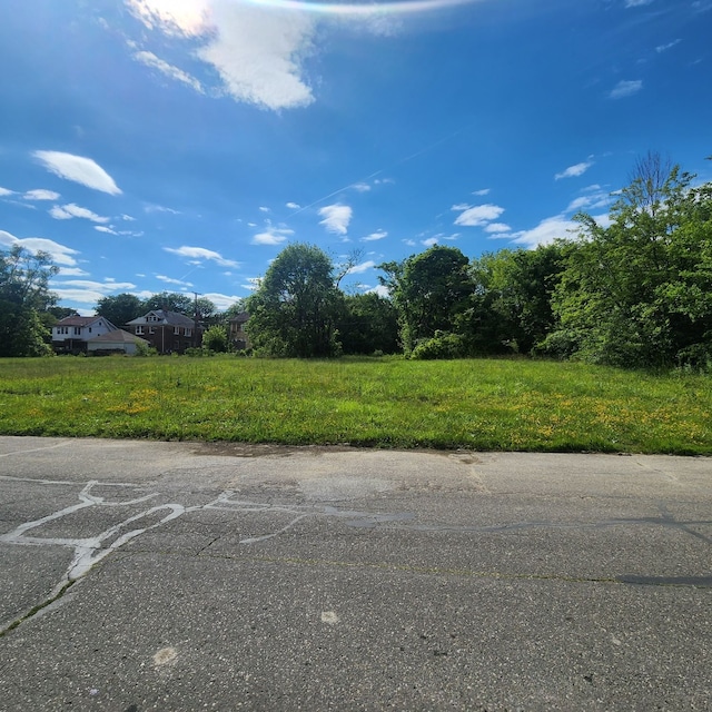 5040 Fernwood St, Detroit, MI 48204 - photo 1
