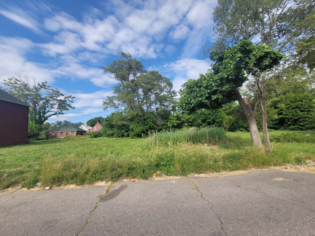 4822 Sheridan St, Detroit, MI 48214