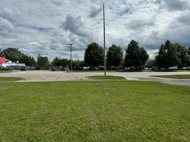 104 W Walton Blvd, Pontiac, MI 48340
