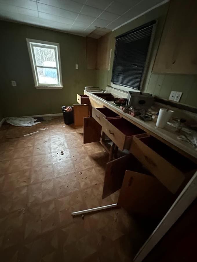 1395 W Yale St, Michigan, MI 48505 - view of miscellaneous room