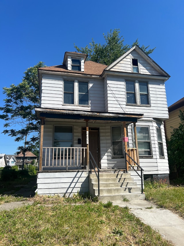 view of front facade featuring a porch