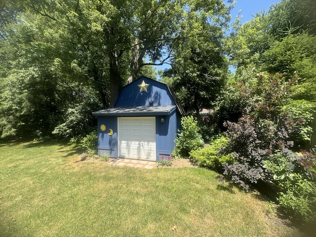 exterior space with an outbuilding