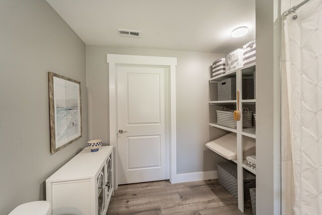 829 N Van Dyke Rd, Imlay City, MI 48444 - view of pantry