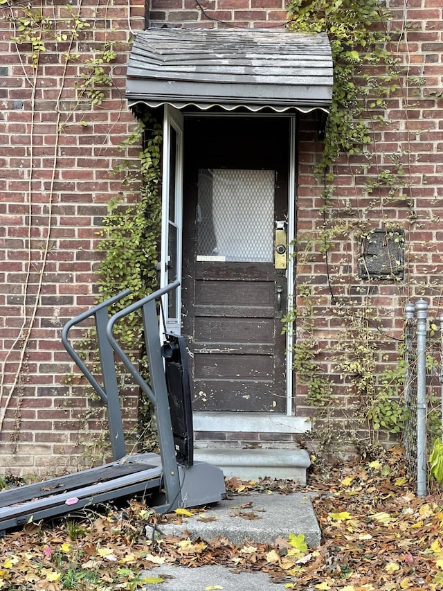 18404 Salem, Detroit, MI 48219 - entrance to property featuring brick siding